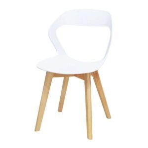Silla Muratti blanca con patas de madera estilo escandinavo ScrivaniaMx.