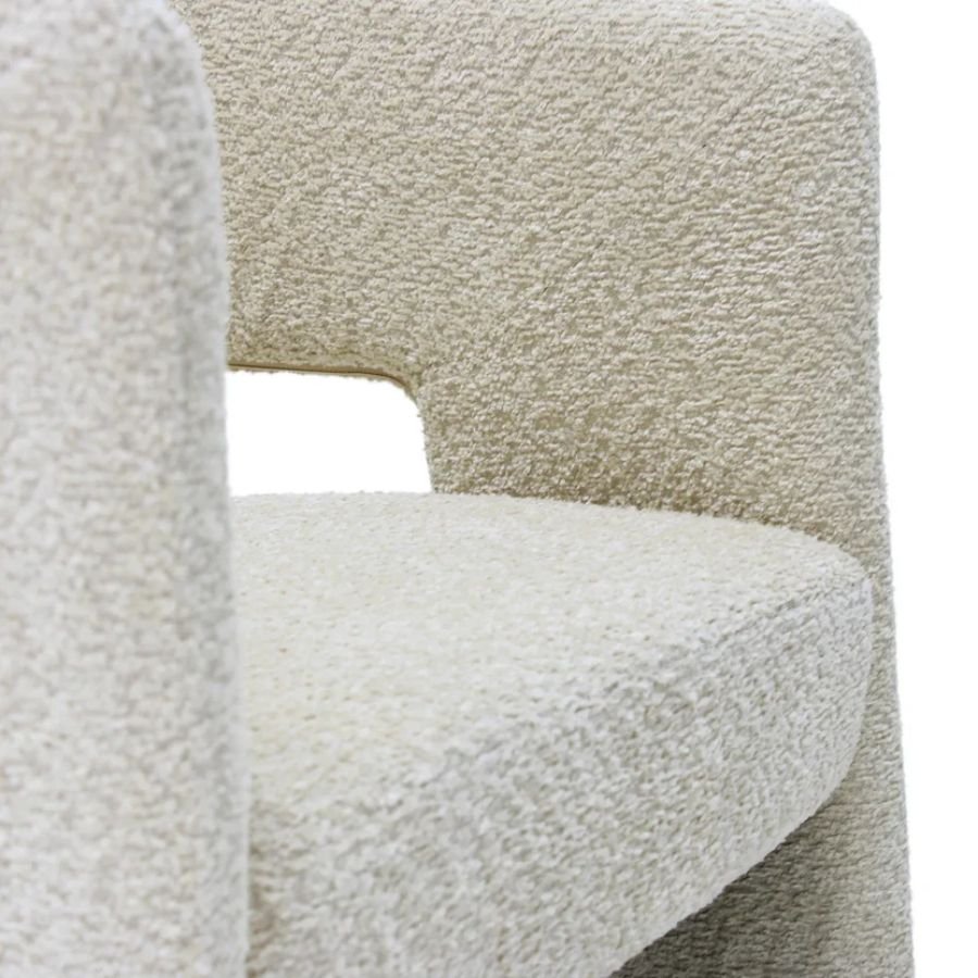 SILLON MONZA Detalle de tapizado premium y costuras Sillón Monza ScrivaniaMx