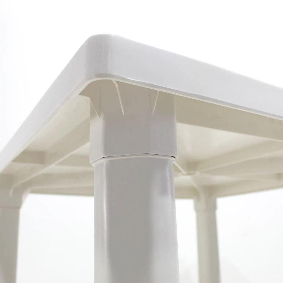 MESA DESARMABLE MALTA PLASTICO Detalle de acabado en plástico de alta calidad mesa Malta ScrivaniaMx