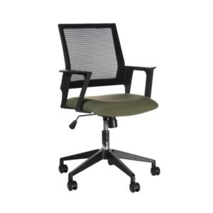 Silla ejecutiva Skar color negro diseño ergonómico ScrivaniaMx